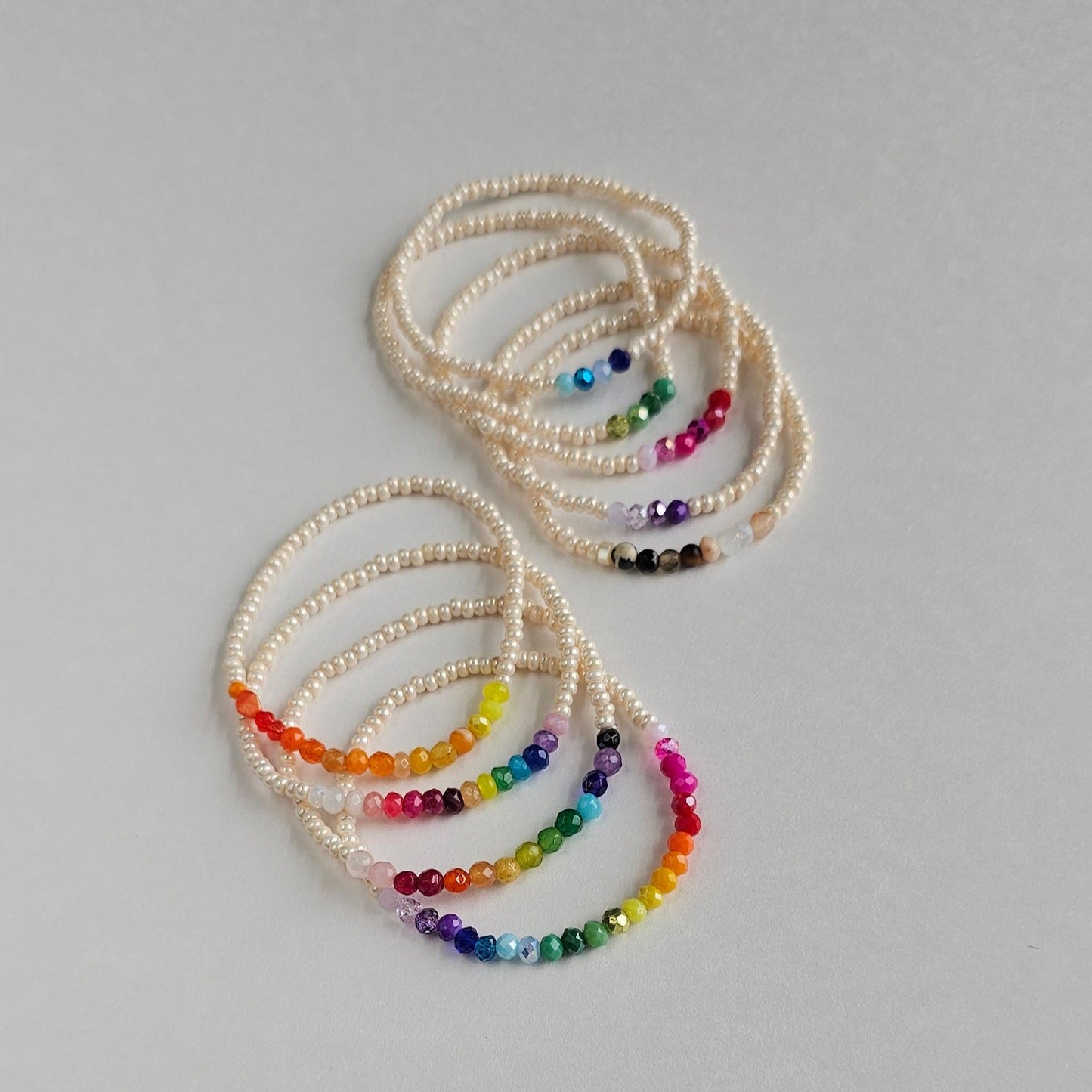 Pearl and crystals seed beads bracelets