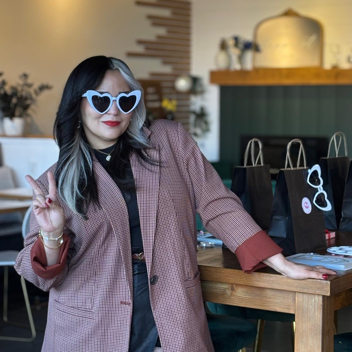 Jewelry workshop #2 at Sweet Friends Bakery