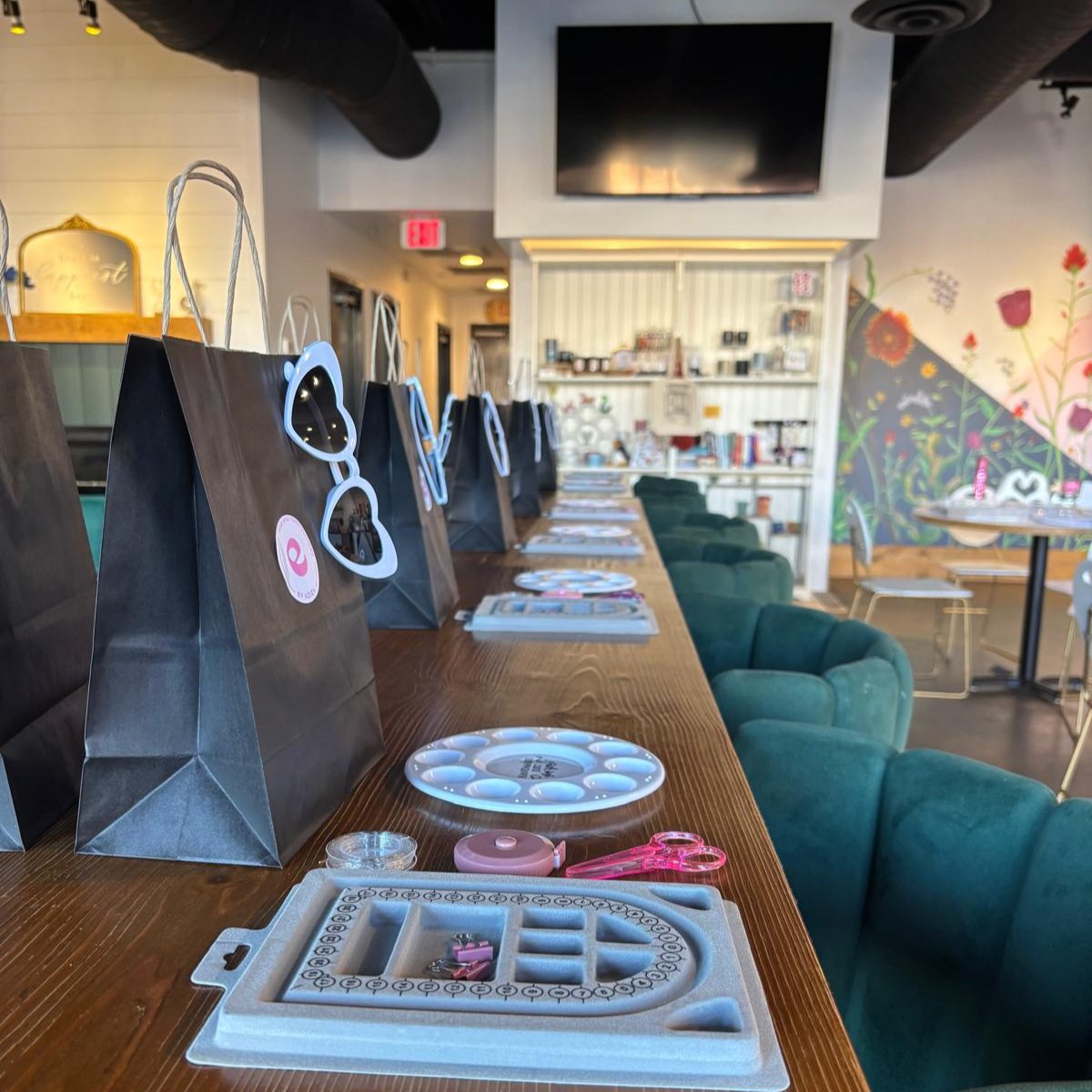 Jewelry workshop #2 at Sweet Friends Bakery