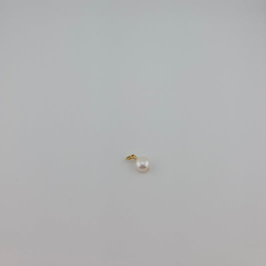 Pearl Charm